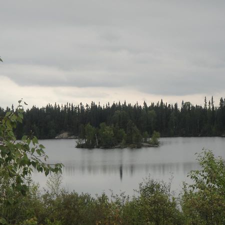 Oreland Motel Flin Flon Buitenkant foto