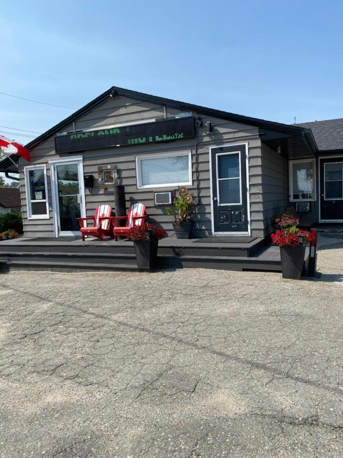 Oreland Motel Flin Flon Buitenkant foto